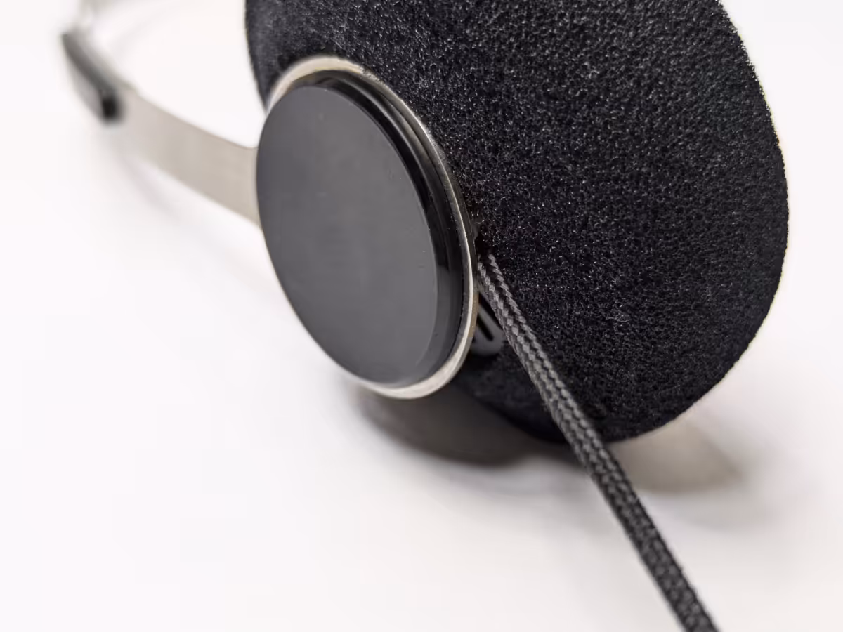 LAKOLE WIRED HEADPHONES（有線レトロヘッドホン）
