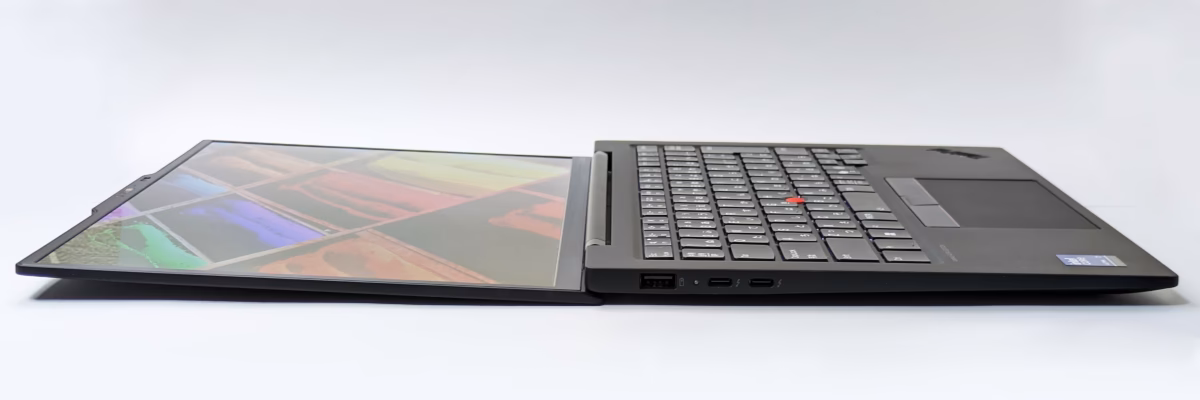 ThinkPad X1 Carbon Gen 13 Aura Edition 180度ペタリ
